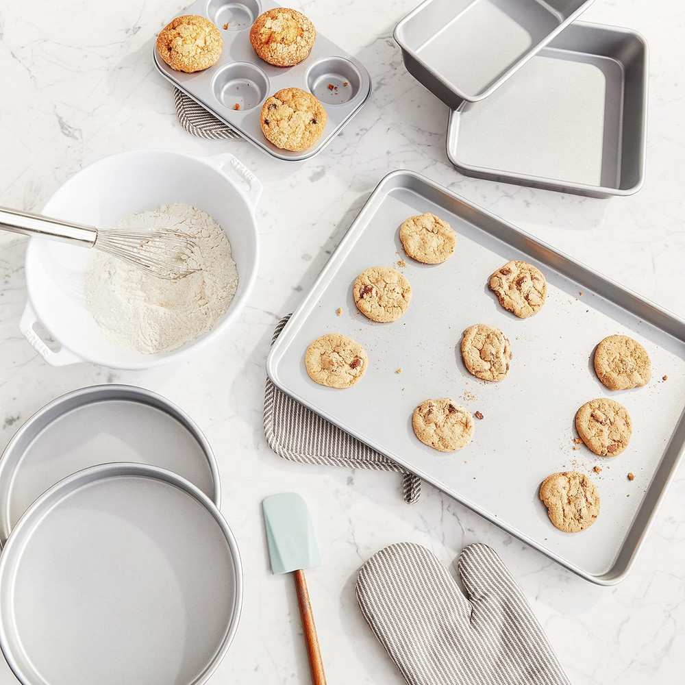 6-Piece Classic Bakeware Set