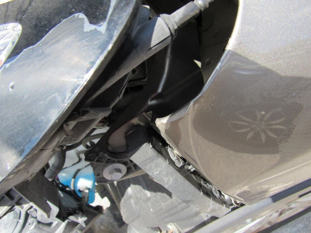 CHEROKEE 2016 Glove Box 1075980