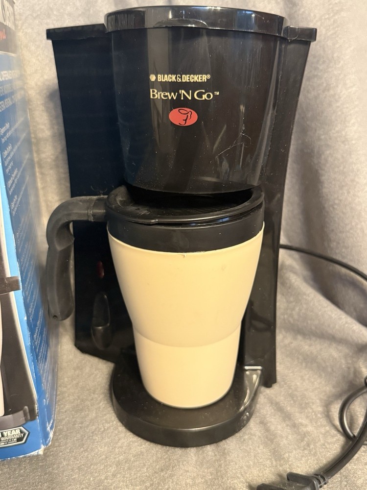 Black & Decker DCM18 Brew N Go Single Serve Coffee Maker Unused