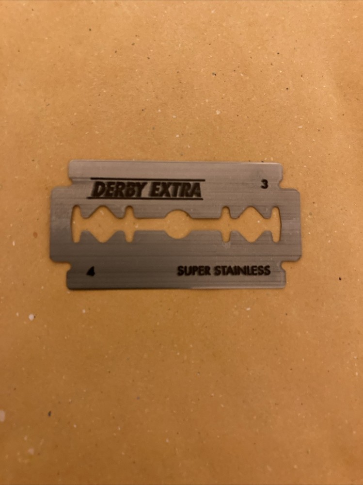 5 Double Edge Razor Blades, Derby Extra