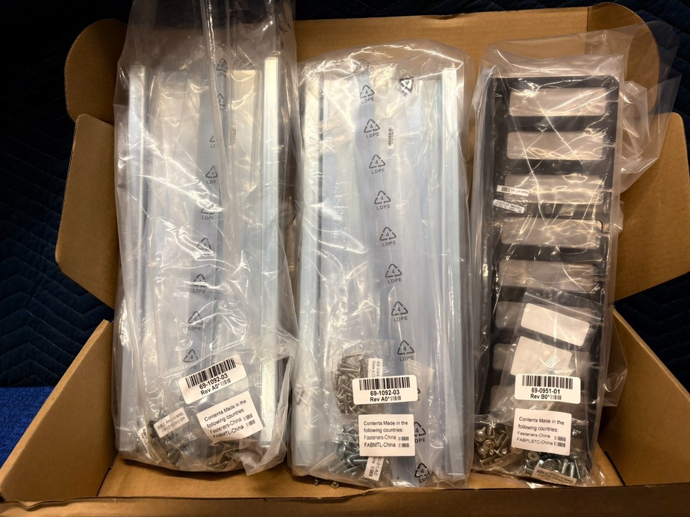 Mounting Kit for Cisco Catalyst 6500 Series Rails , Hardware , Install Discs