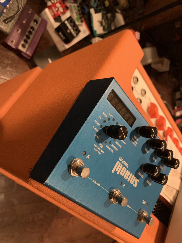 Strymon Mobius Multidimensional Modulation Pedal