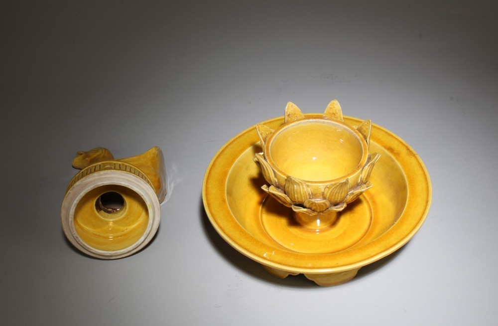 A Ceramic Incense Burner with Duck Motif