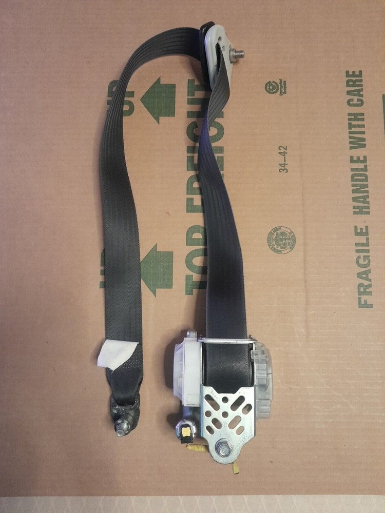 2009 - 2013 Subaru Forester Front Left Driver Seat belt Retractor OEM