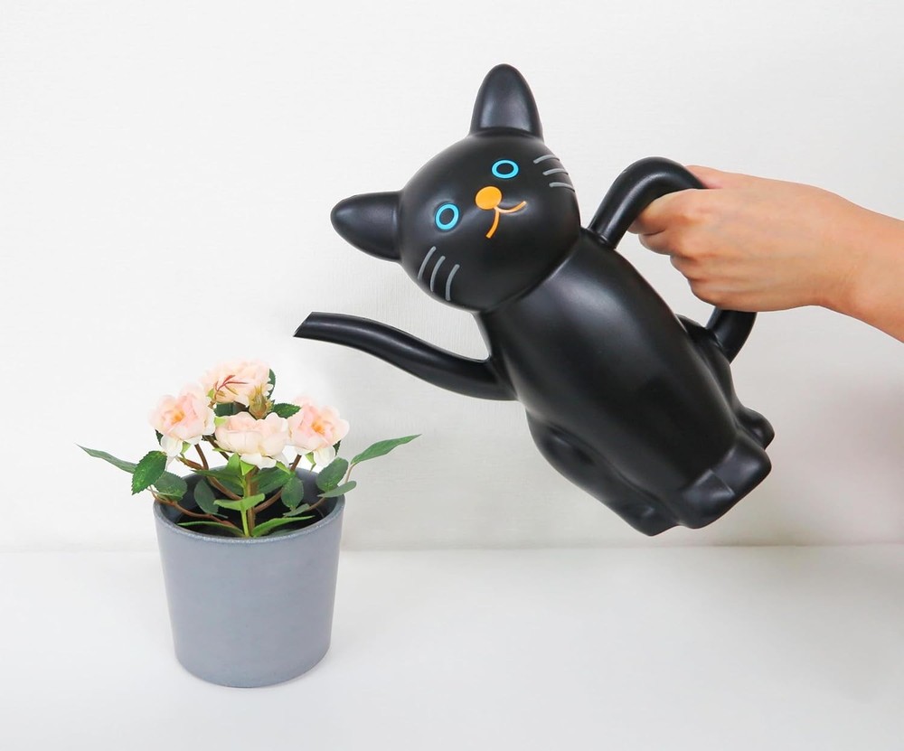 Lightweight and Durable – Made from Lightweight Plastic, This Watering can is...