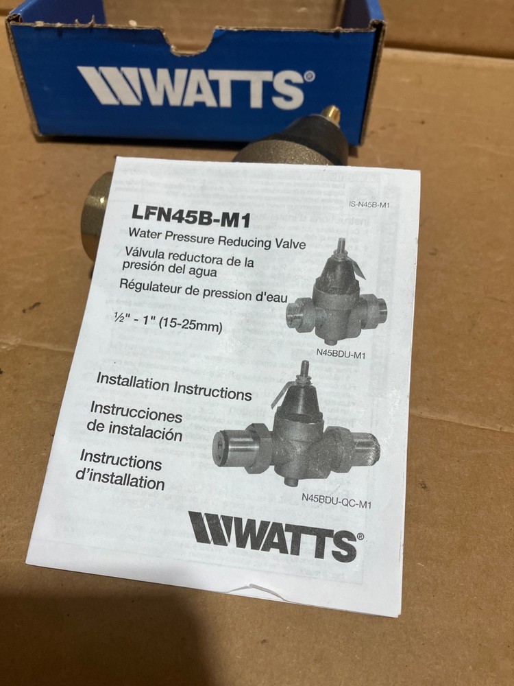 Watts Pressure Reducing Valves LFN45BUM1 1” NEW IN BOX 0960025
