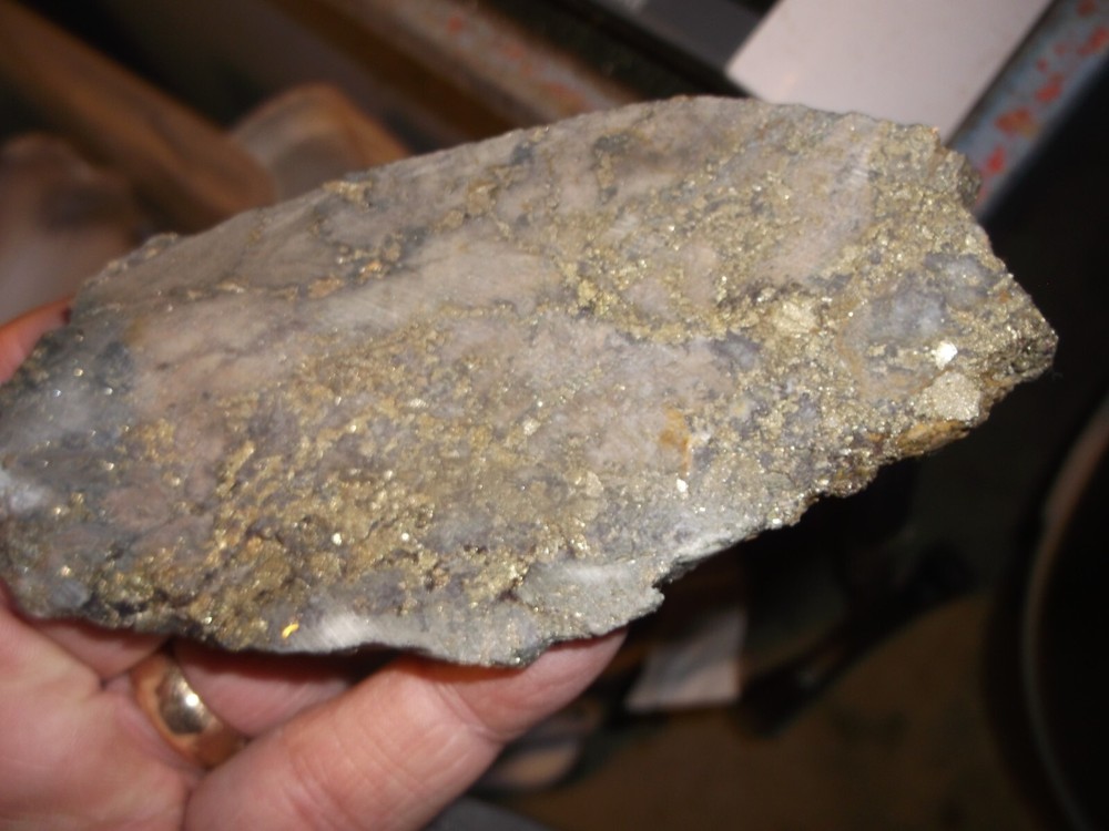 Gold, silver, copper, 110 grams samples ,ore high grade .