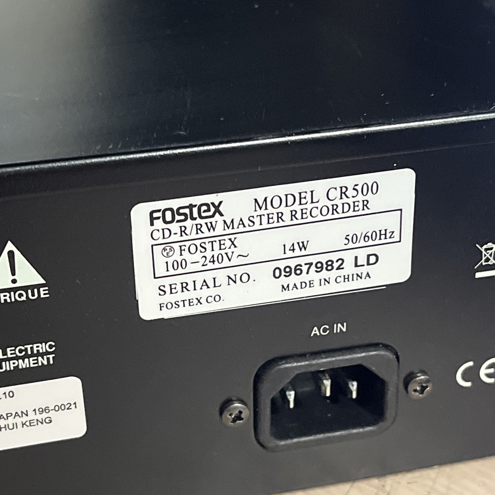 FOSTEX CD-DA/BWF MASTER RECORDER