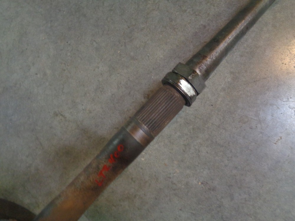 03-08 Suzuki LTZ400 Axle T8