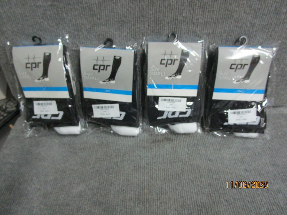 (4) Pair CPR Compression Socks Black & White Size Small