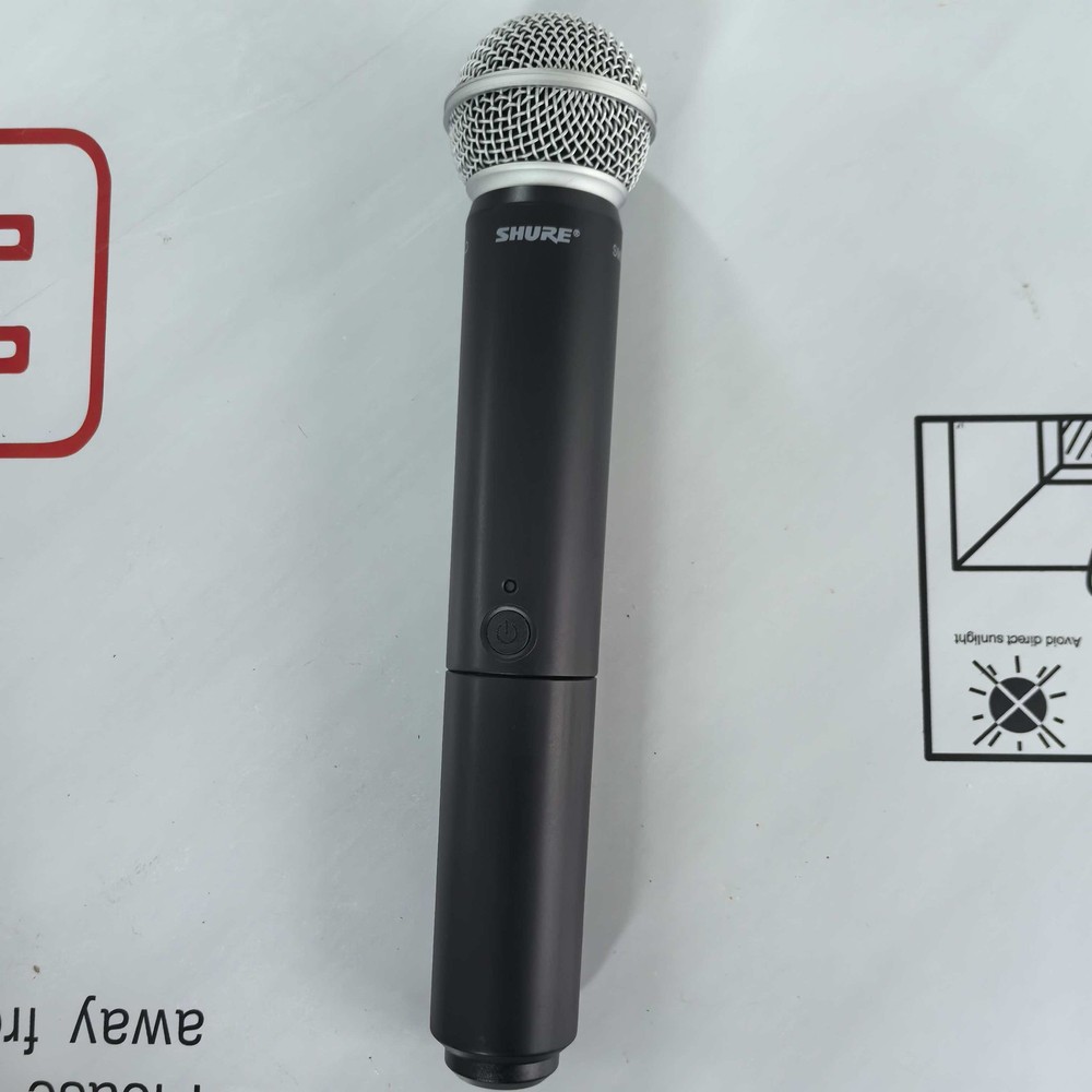 BLX24/SM58 Wireless System with SM58 Handheld Vocal Microphone US
