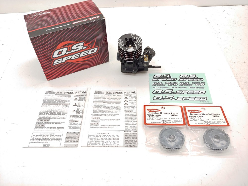 OS Speed R2104 1/8 Scale Engine