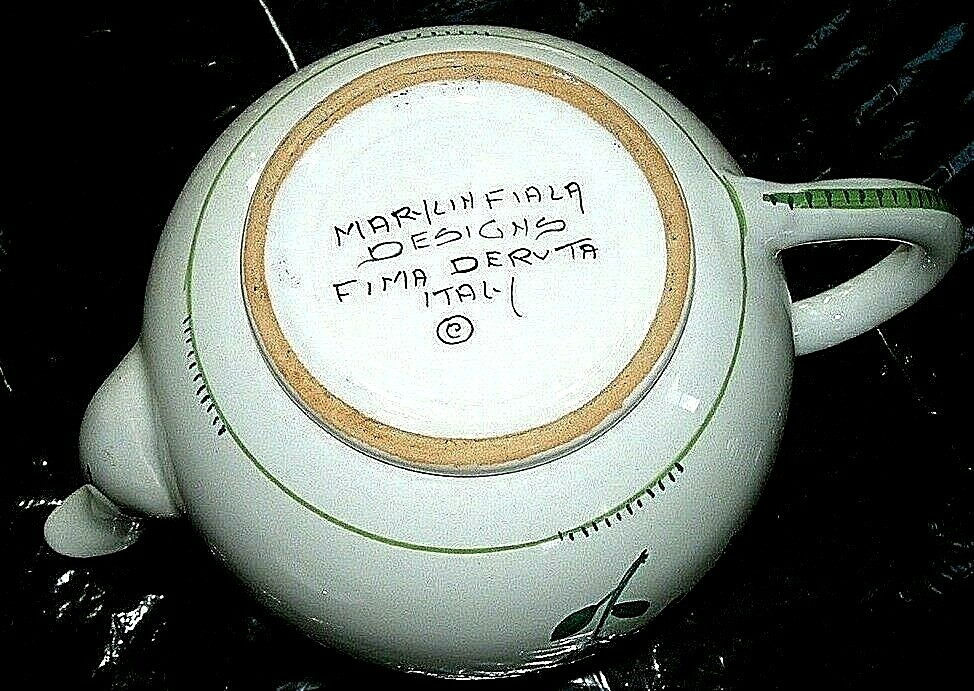 Deruta Fiona Ceramic Teapot 32oz