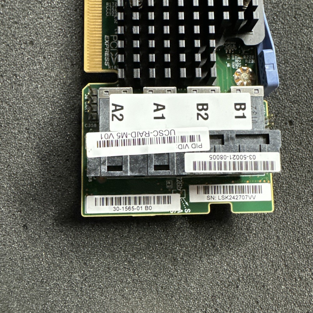 Cisco UCSC-RAID-M5 30-1565-01 12GB/S SAS Modular RAID Controller