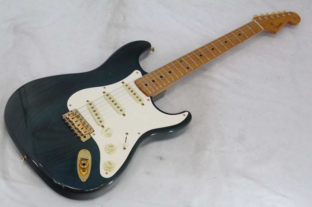 Fender Japan ST57G-65