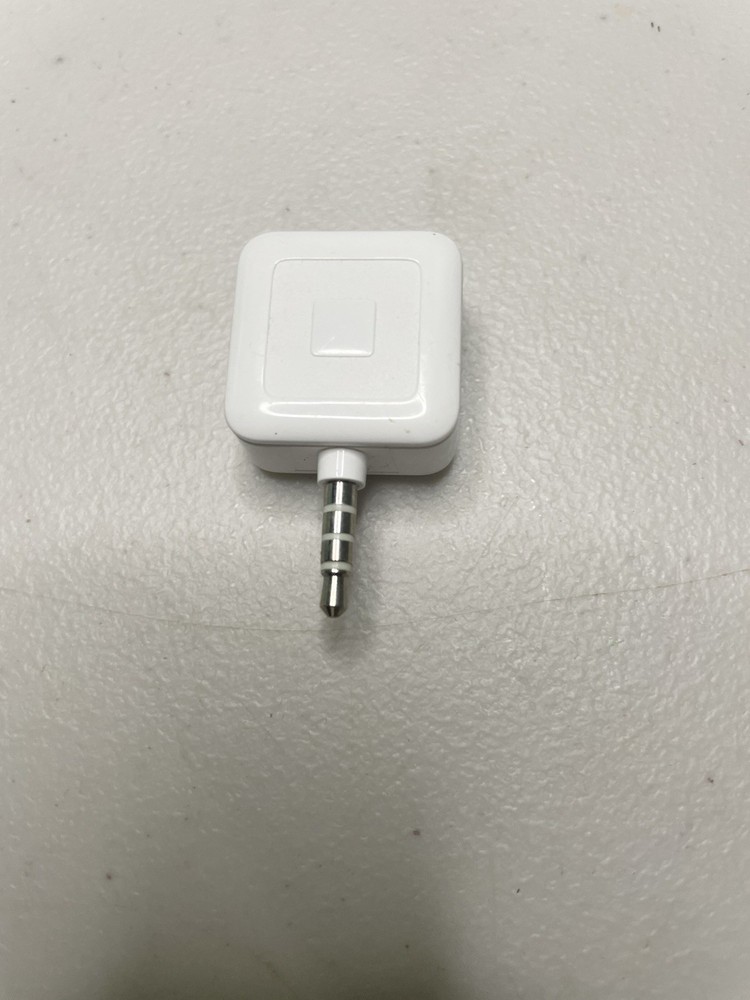 Square A-PKG-0206-01 Credit Debit Card Reader - White for Apple iPhone & Android