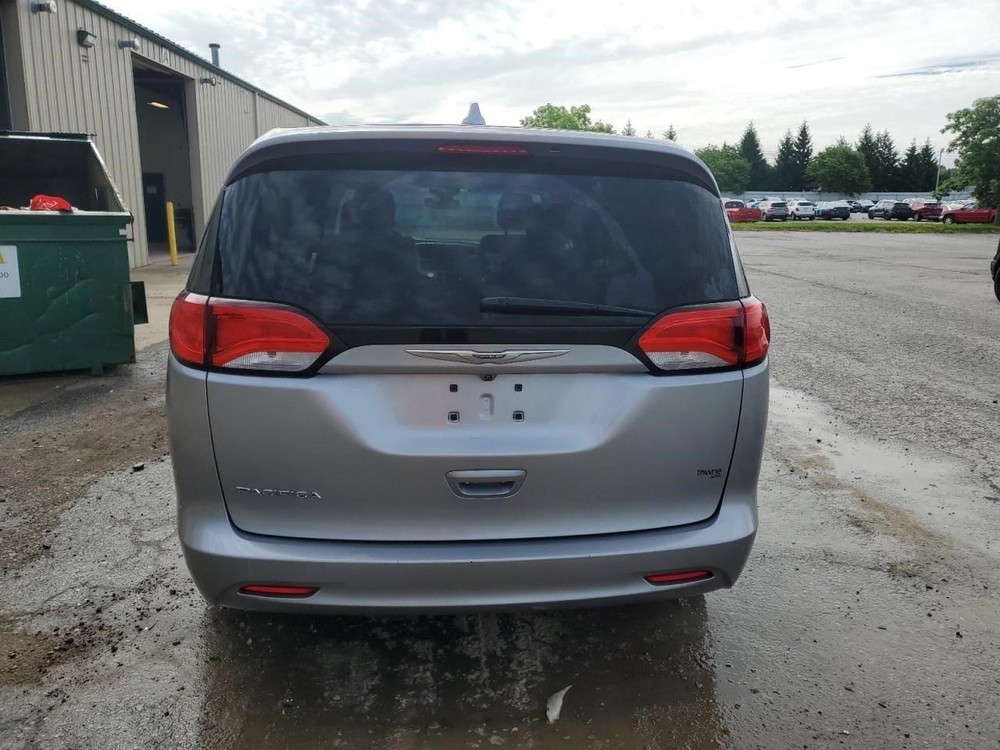 Fob/Remote Five Button Fits 17-22 PACIFICA 11915098