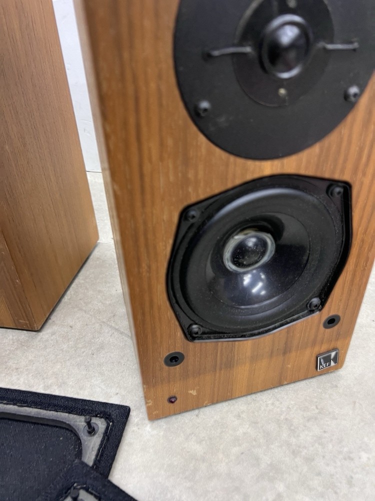 As-Is~KEF Reference Series Model 101 Speakers