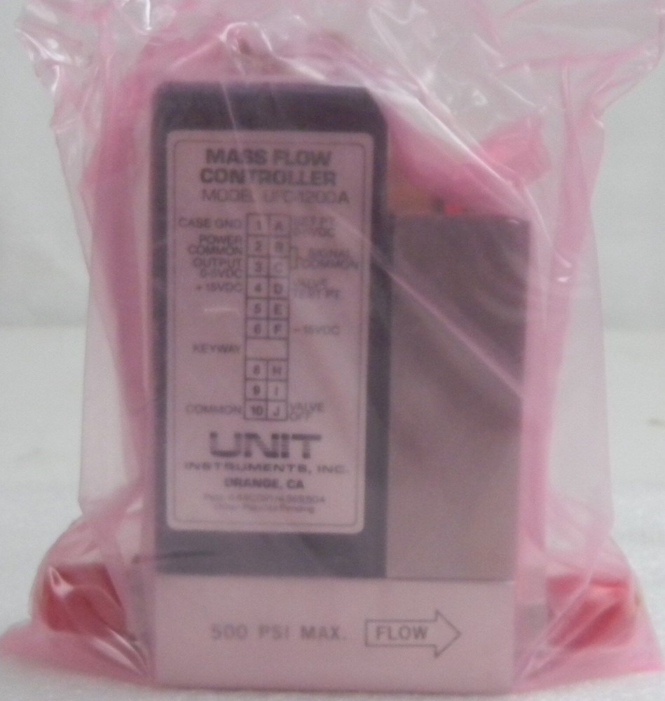 Unit UFC-1200A, Mass Flow Controller, Gas- PH3, Range- 20 SCCM, 1/4" M I/O