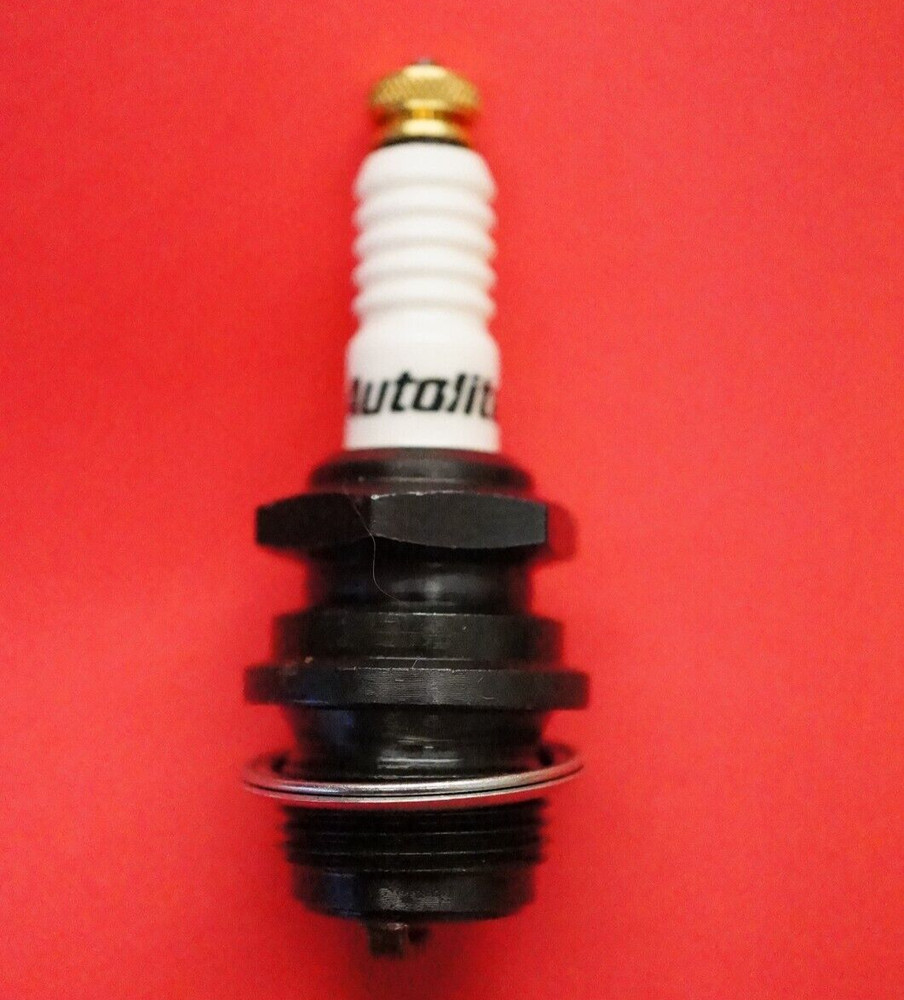 IHC McCORMICK DEERING 3HP - 5HP Stationary Engine Spark Plug Wire & Thumb Nut