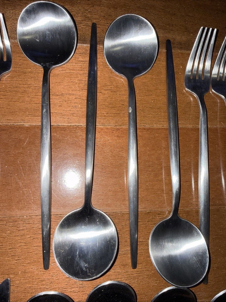 20 Pc Modern Minimalist Flatware 5-Piece Place Setting Fork Knife Spoon