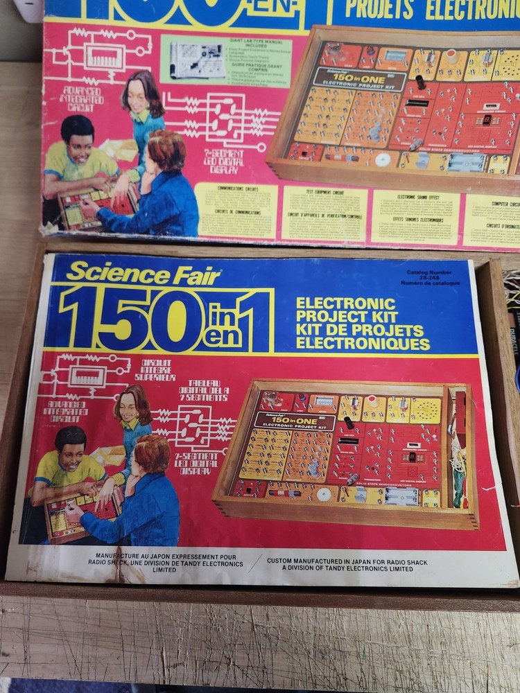 Science Fair 150 In 1 Electronic Project Kit Used Great Shape