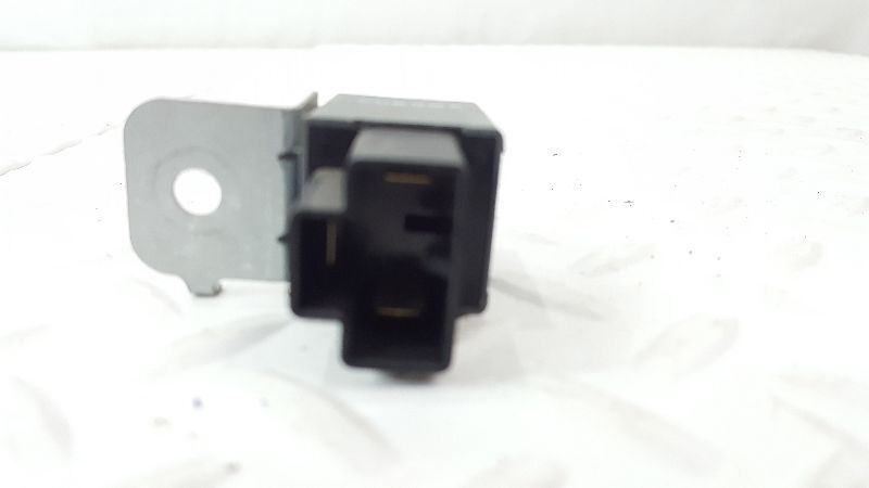 2000 Subaru Outback Electronic Flasher