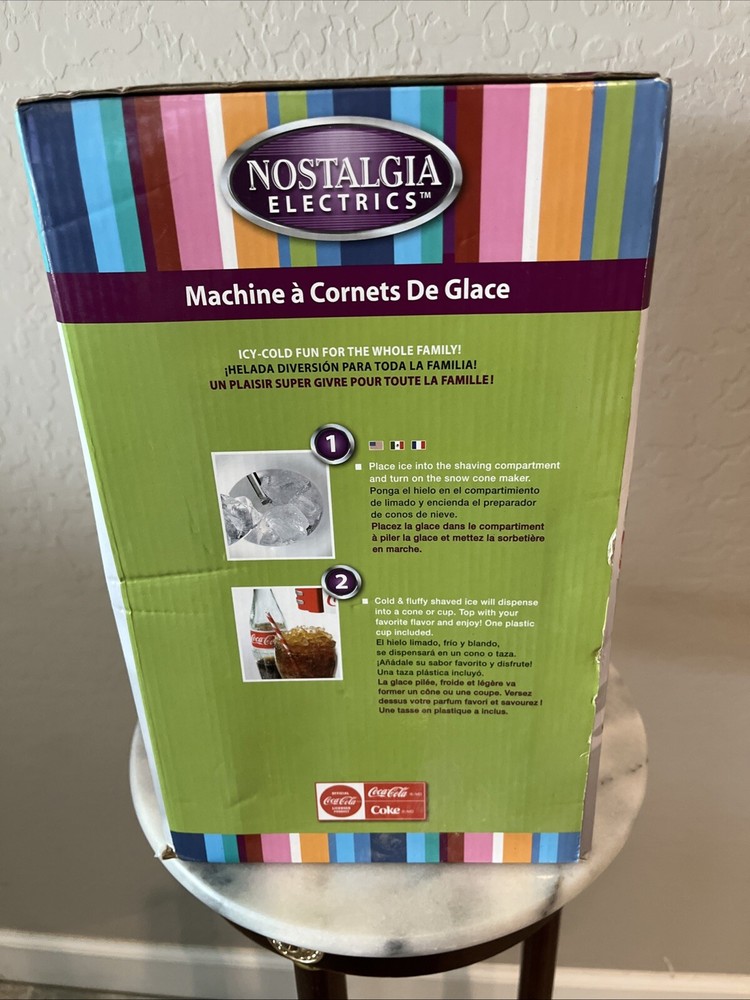 Nostalgia Electronics Snow Cone Maker Coca Cola New in Box Great Gift Idea