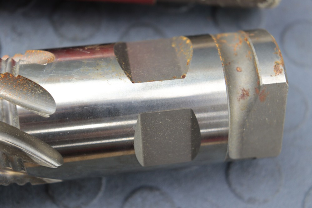 BRUBAKER HSS 2'' ROUGHING END MILL 8FLTS LOC5735