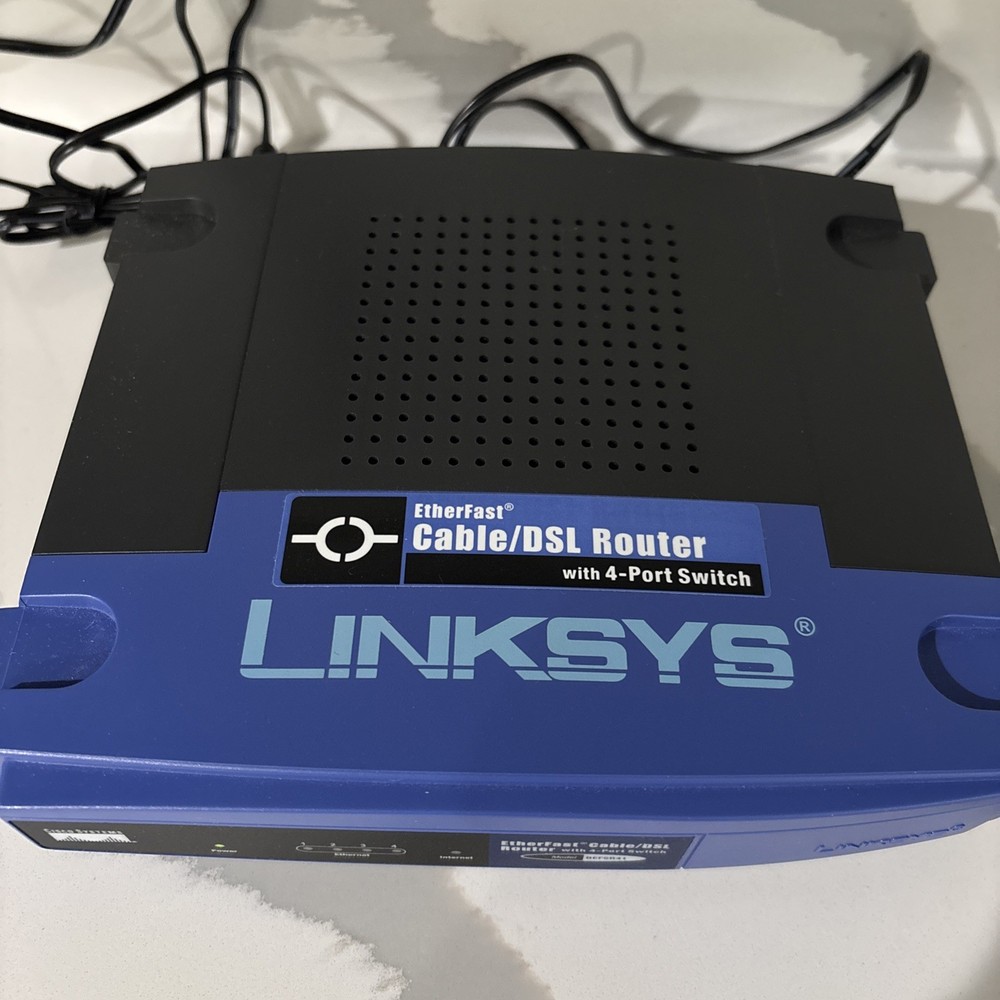 Linksys BEFSR41 Ver. 3.1 Etherfast Cable/DSL Router with 4 Port Switch
