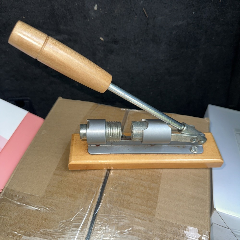 Zaltana Easy Pecan & Nut Cracker