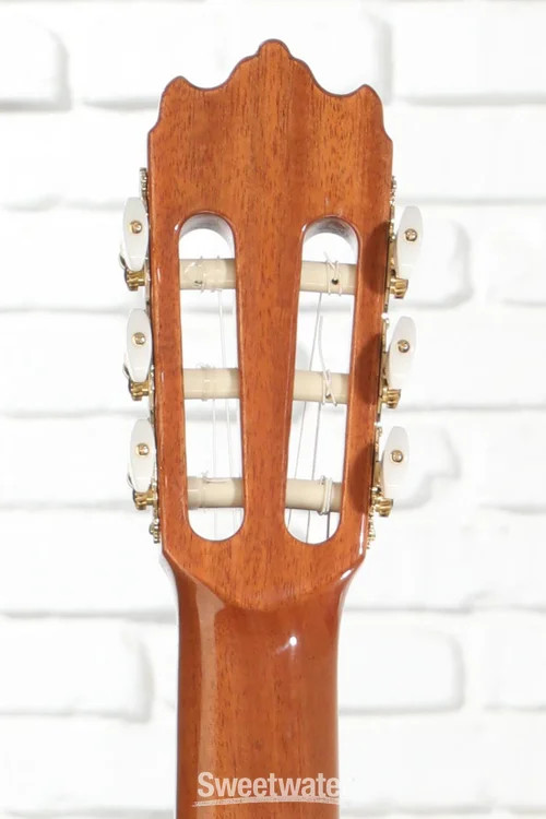 Alhambra 4 P Conservatory Nylon-string Classical Guitar - Natural