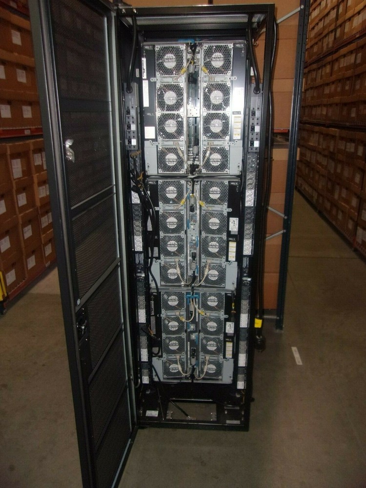 HP XP P9500 (eXtended Platform) STORAGE WORKS DATA STORAGE DISK ARRAY