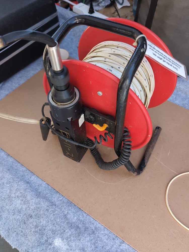 Solinst Interface Meter For Checking Water Please Take A Look It Is Model 121