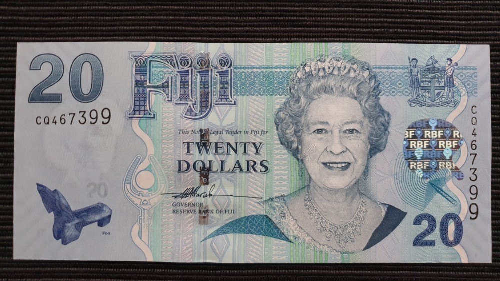 FIJI $20 Dollars 2007 P112 UNC Banknote