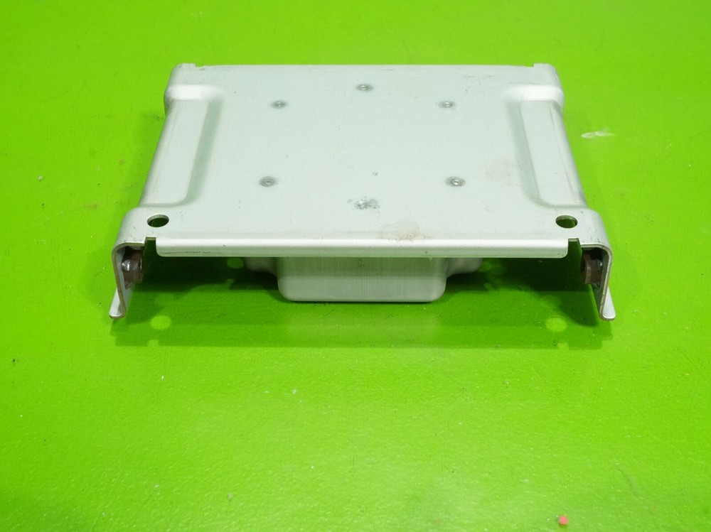 97-99 3000GT OEM MR277721 computer unit module