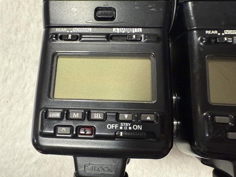 2x NIKON SPEEDLIGHT SB-24 SHOE MOUNT FLASH "UNTESTED"