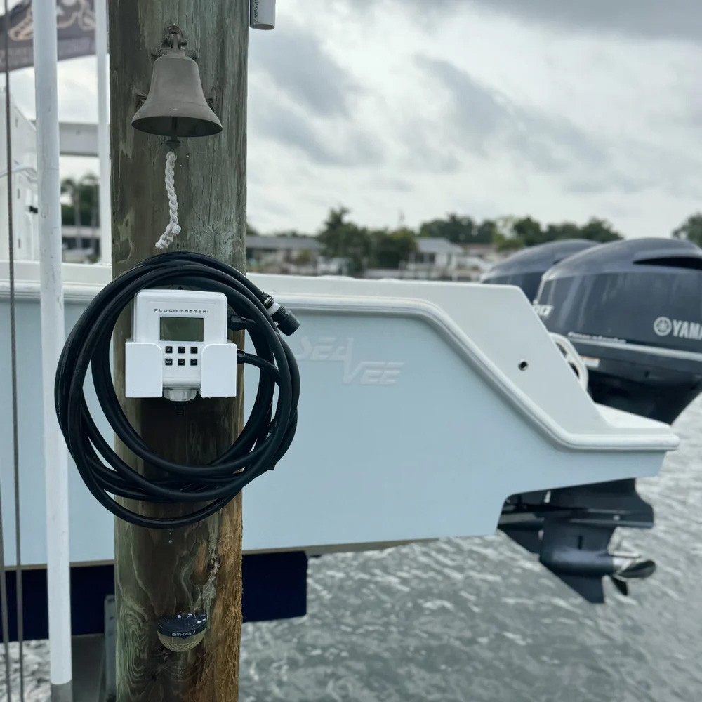 Flushmaster Outboard Flushing System, 4-Outlet with Four 15' Hoses