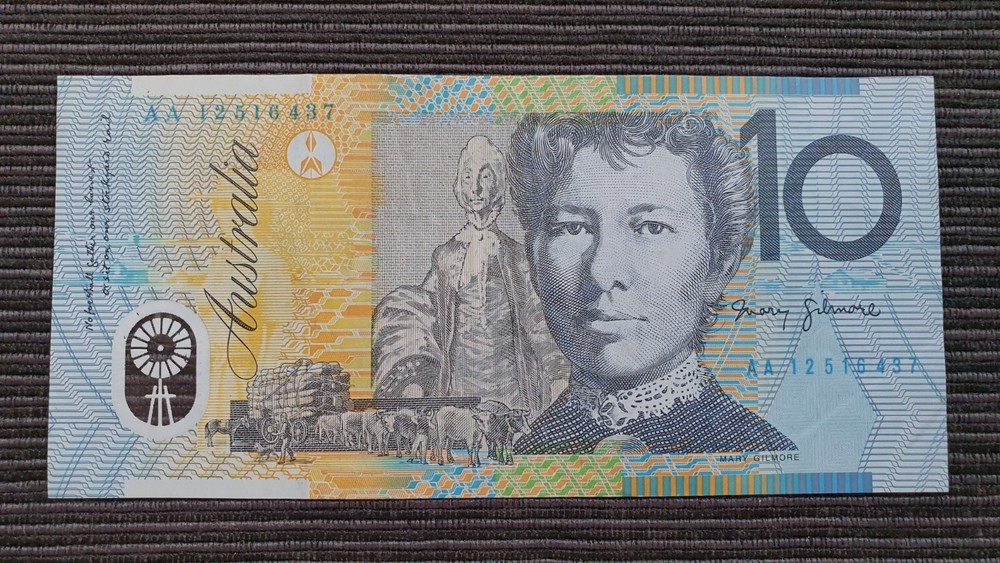 AUSTRALIA $10 2012 FIRST PREFIX Polymer Banknote AA12 516437