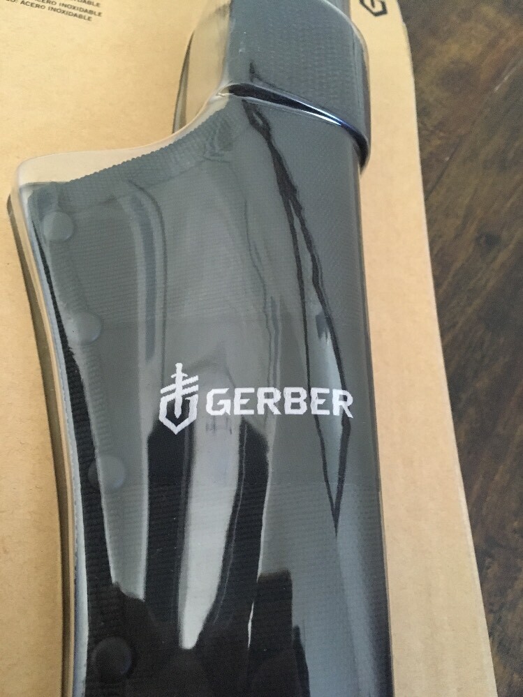 Gerber Pursuit Combo Kit - Machete, Sheath & Knife