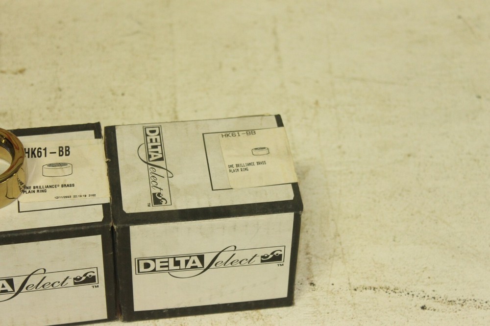 Two Delta Select Brilliance Brass Plain Rings HK61-BB