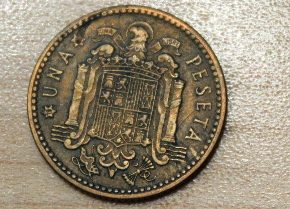 1953 Spain 1 Peseta Die Crack Lamination Error