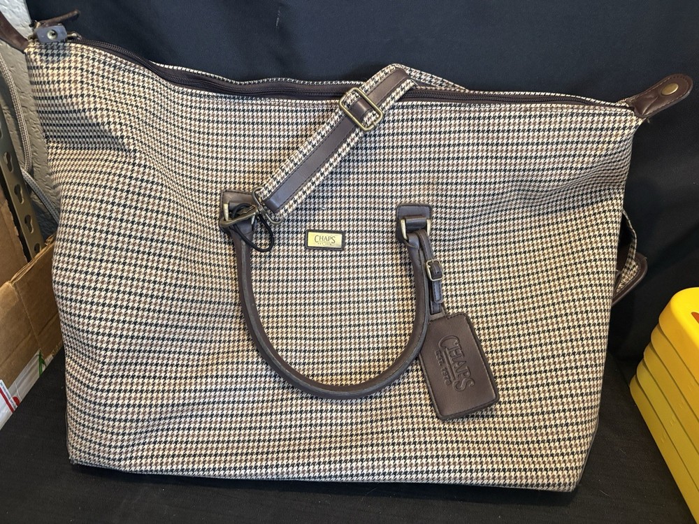 Chaps brand houndstooth weekender / duffel bag READ DESCRIPTION!