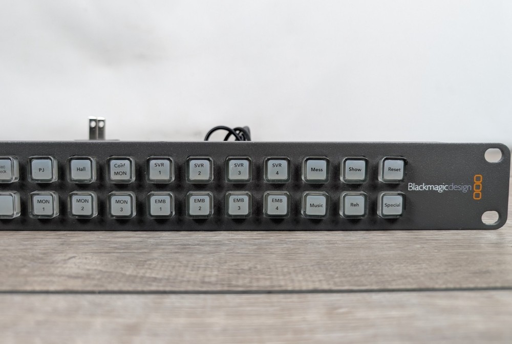 Blackmagic Design Videohub Smart Control with power supply