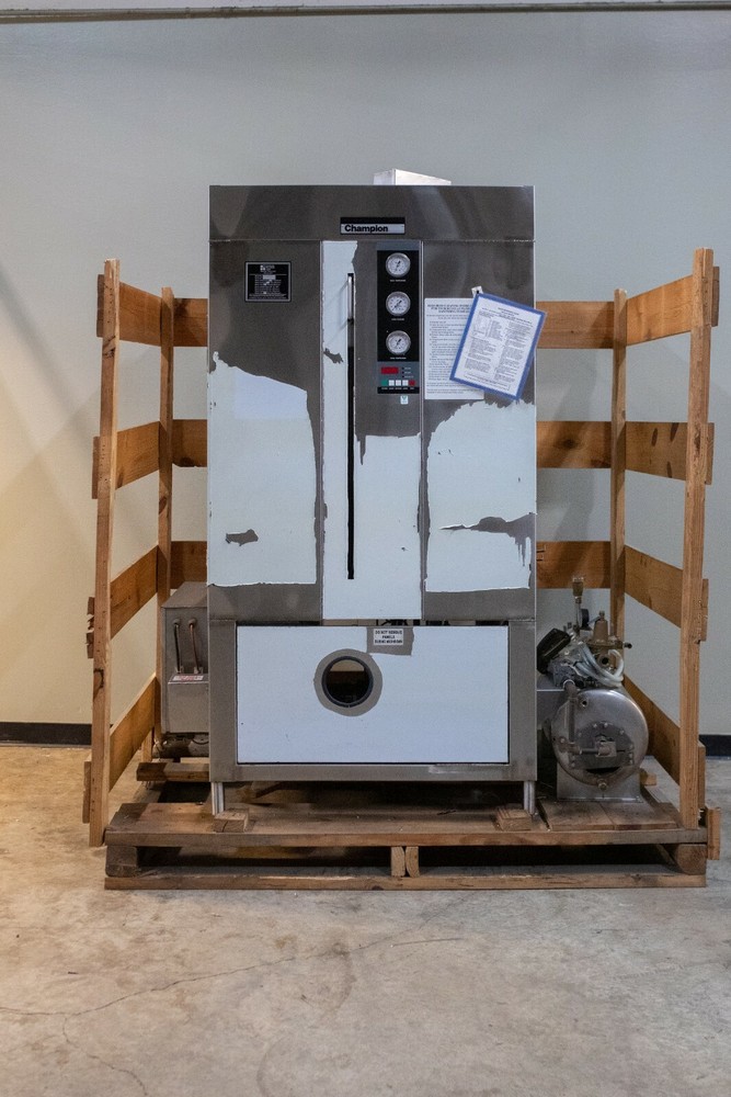 Champion/Douglas LD-12-PT-G Bakery Warewasher - New, Aged, Open Box