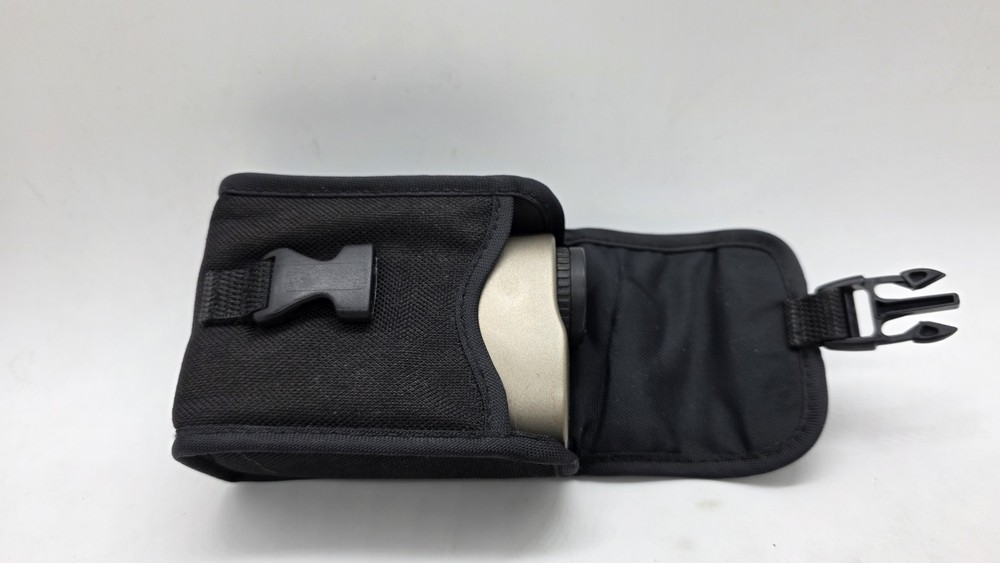 Bushnell Golf Yardage Pro RangeFinder With Protective Case Tested -New BATTERY-
