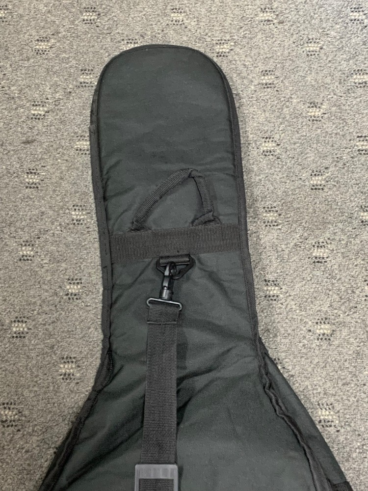 Fender Soft Guitar Case w/ Pockets Black 41" Overall Length