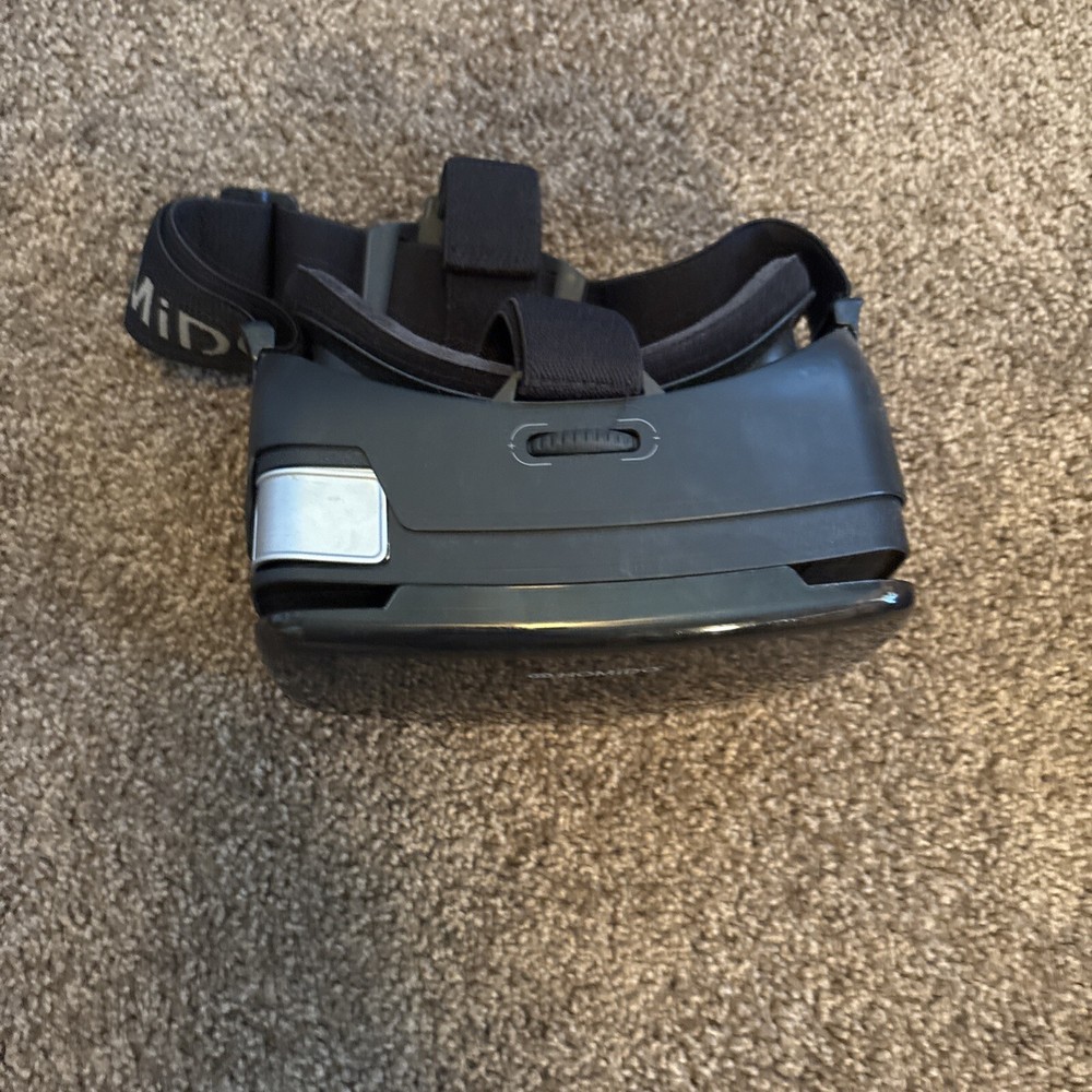 Homido V2 Virtual Reality Headset - Black - iPhone & Android - Case - Excellent