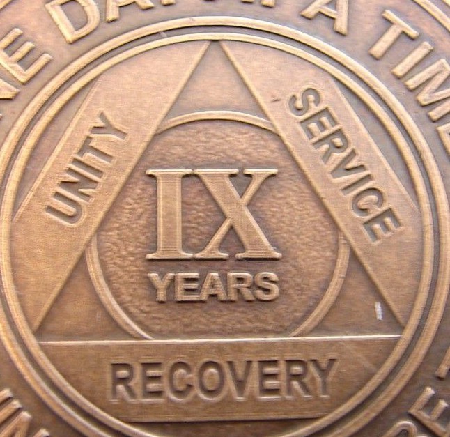 Alcoholics Anonymous AA 9 Year Bronze Medallion Token Chip Sobriety Sober