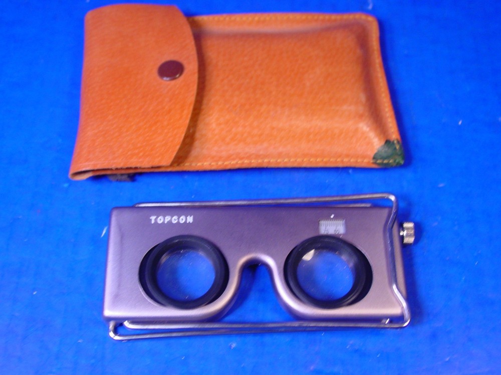 Topcon Pocket Stereoscope with Case - has measuring guage